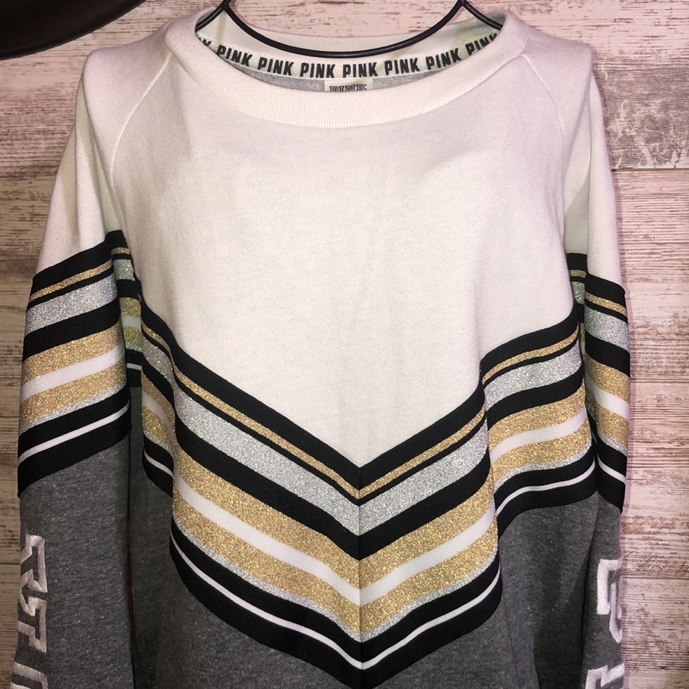 Pink Victoria’s Secret grey gold and white sweatshirt size XS crew neck comfy - Picture 2 of 7